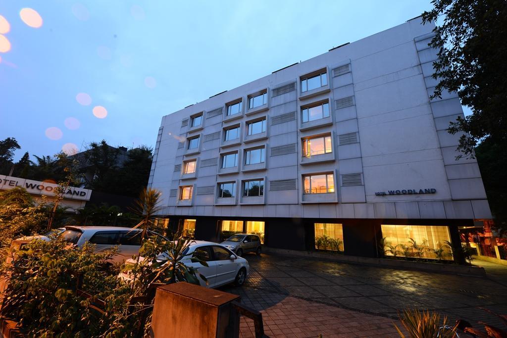 Hotel Woodland Pune Esterno foto