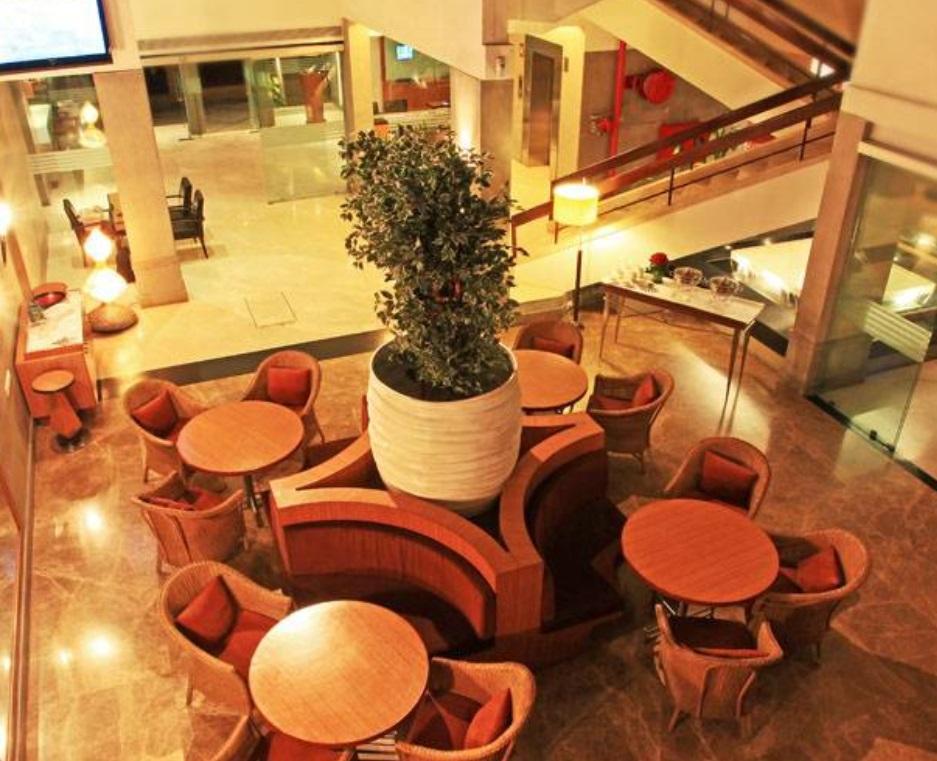 Hotel Woodland Pune Esterno foto
